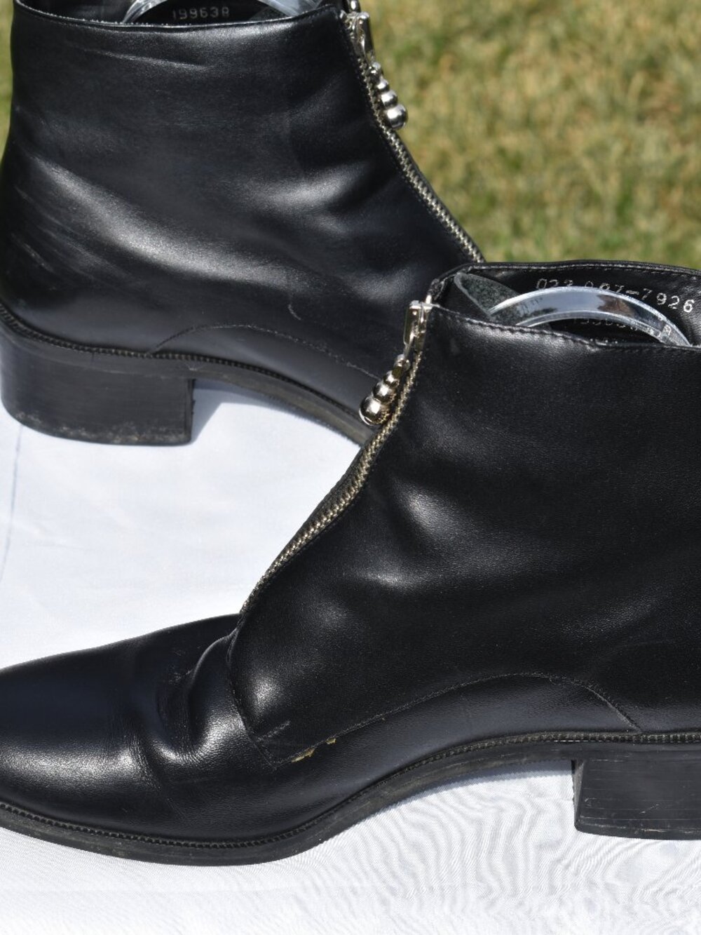 Ankle-length Black Zipper Front Boots